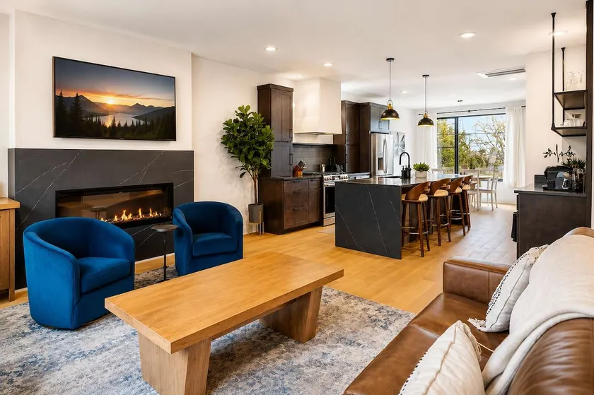 Premium Nashville house w/ skyline views & hot tub - Image 1