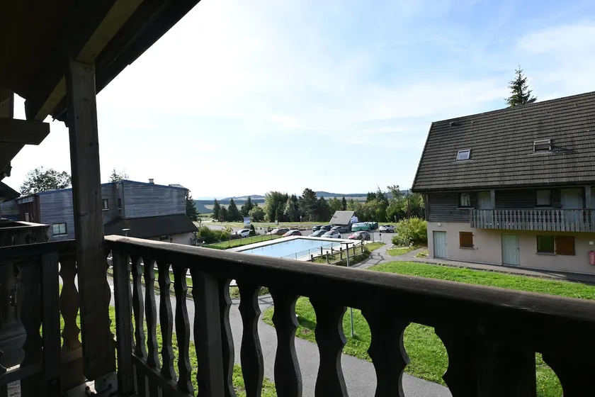 Appart 2ch * 4/5 pers * Super Besse * south balcony * parking * swimming pool  - Image 1