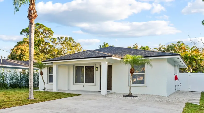Private Jupiter 4BR | Minutes to Beach & Golf - Image 1
