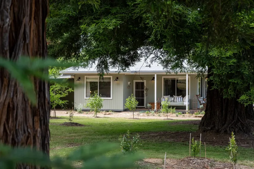 Mountain View Cottage - High Country Retreat - Image 1