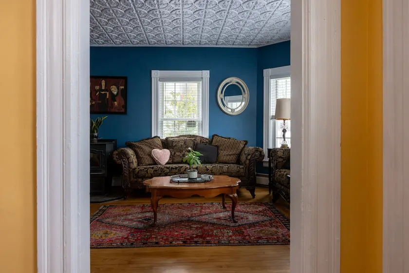 Fabulous North End Victorian - Image 1