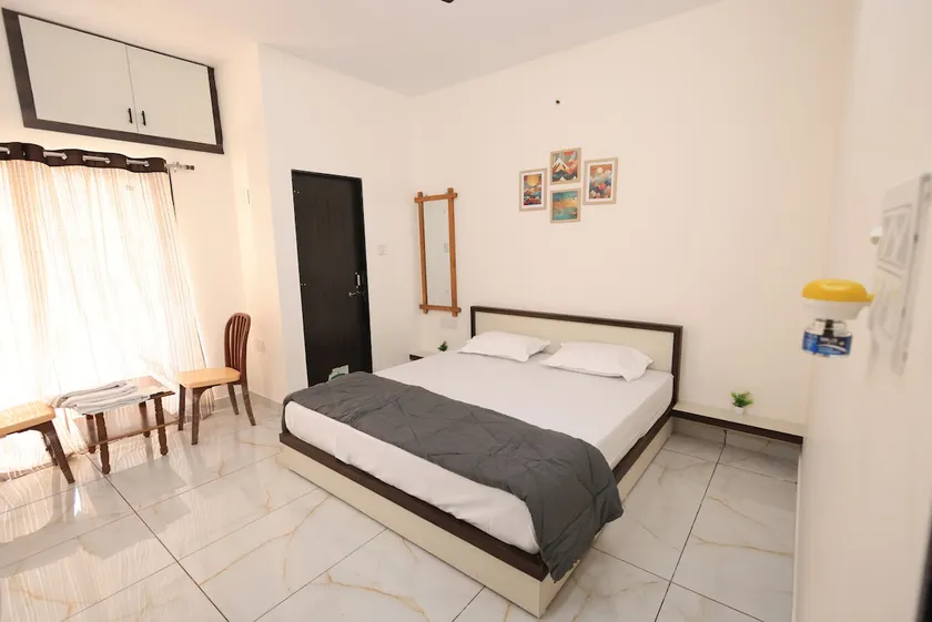 Shiv HomeStay - Peaceful & Comfort Stay Nr Dwarka - Image 1