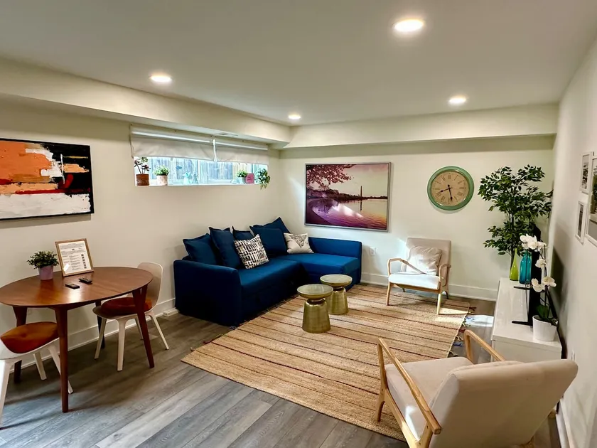 Renovated English Basement Private Patio@Takoma DC - Image 1