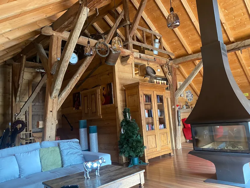 Chalet 1830 au pied du MONT CHARVIN - Image 1