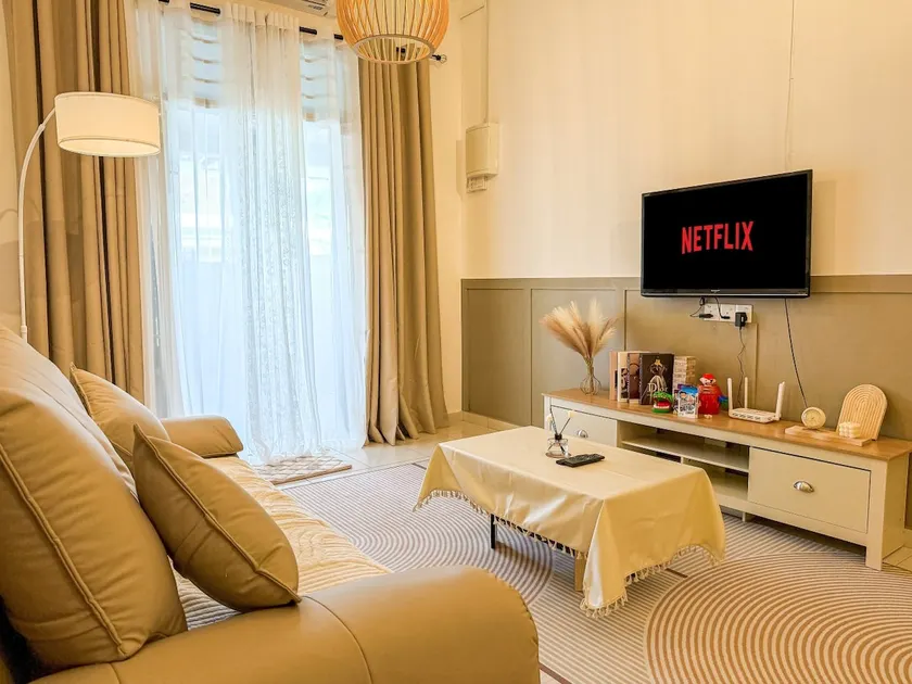 Family Landed 2BR House with Coway Free WiFi and Netflix for 8 Guests - Image 1