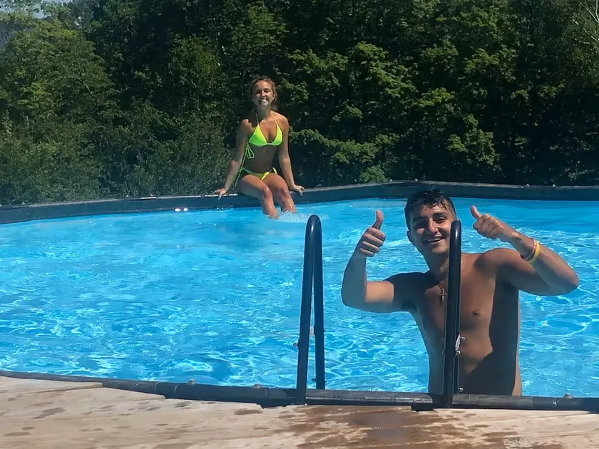 Gore Mtn Retreat. Swimming pool, Hottub, TIKI BAR - Image 1