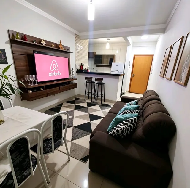 Entire Apartment • Suite with Air Conditioning • 55” TV • Near Uniube - Image 1