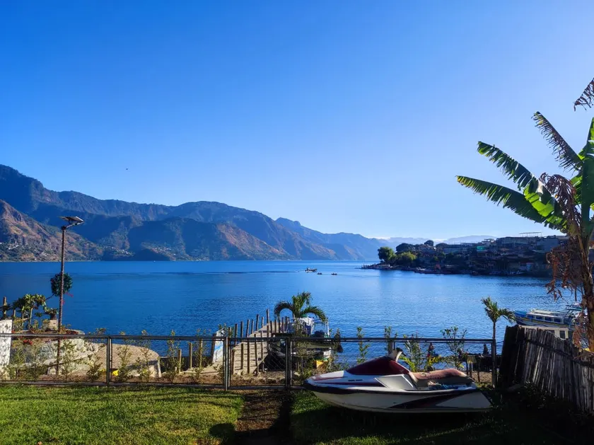 Paradise in San Pedro la Laguna - Image 1