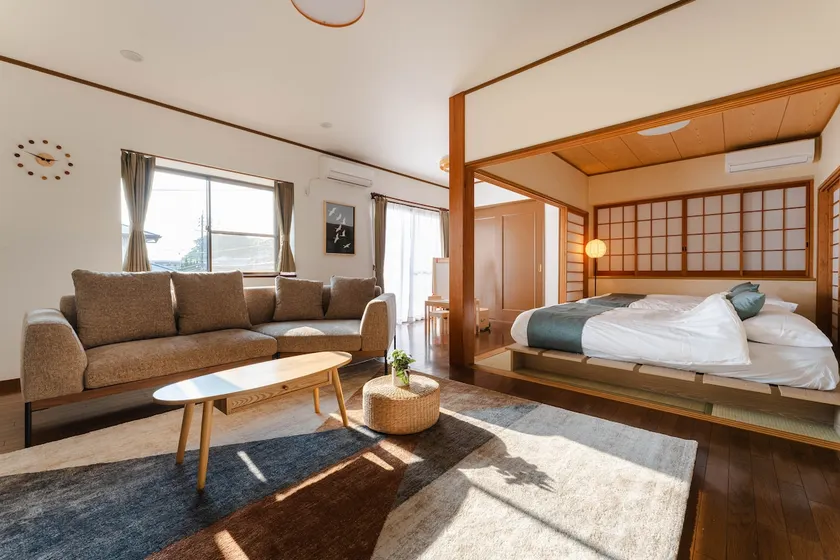 [Kurume City Center, Free Parking for 2 Cars] 7 People OK/Family-oriented Single Family Home/Equipped with Kids Space, Quiet Heike - Image 1