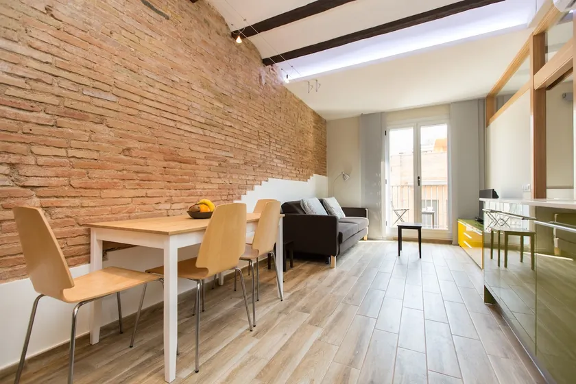 1 bedroom apartment in Gracia - Image 1