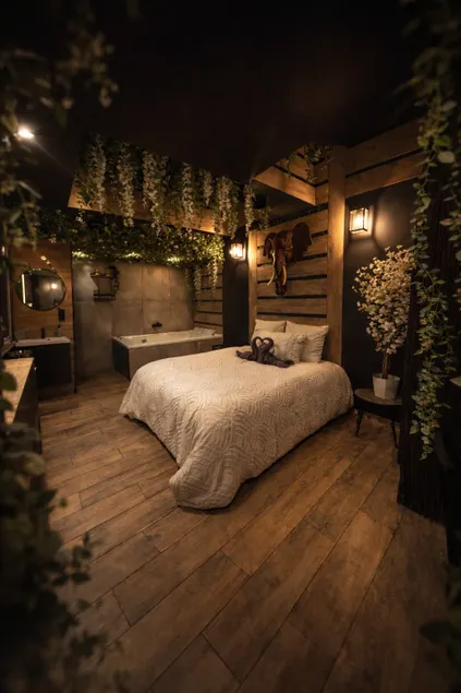 Love room Jungle Saint-Cyr-sur-Mer - Image 1