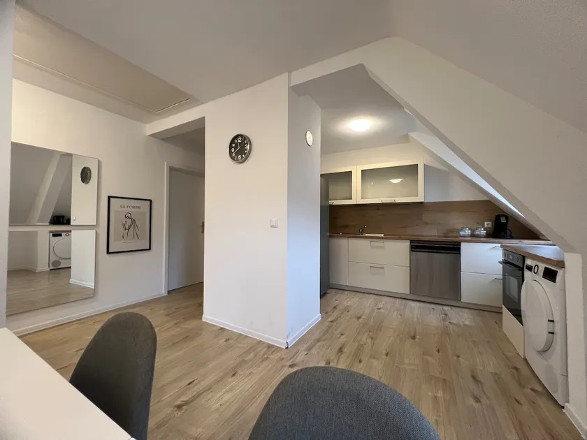 100 m² apartment in Singen 4 bedrooms city - Image 1