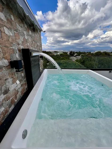 Luxury Suite, Terrace, Pool, Parking for 6 People - Image 1