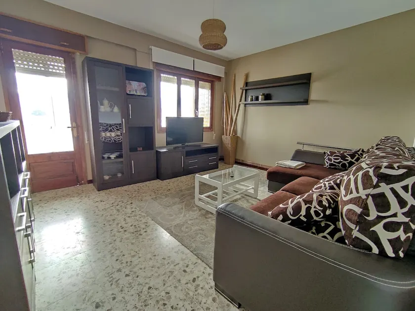 Torre Plaza 5 Spacious apartment in Boiro - Image 1