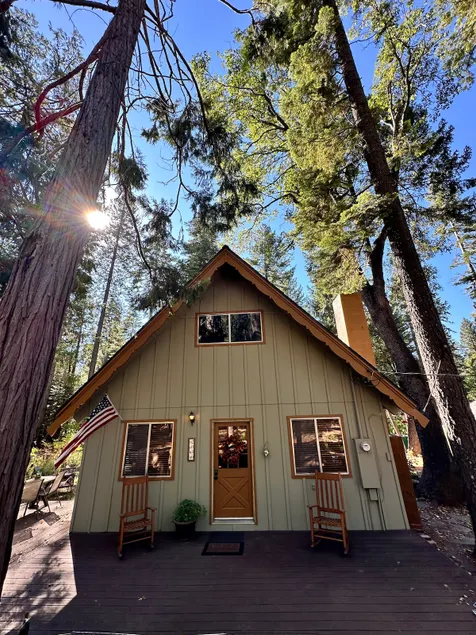 Jeepers Cabin - Image 1