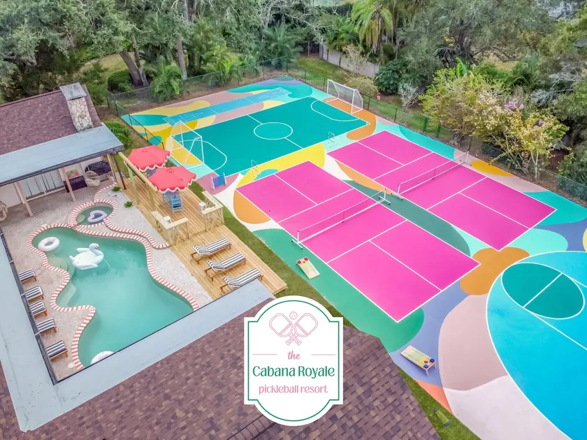 EPIC SPORT COURT•Pool Cinema•Golf•Karaoke•7Bedroom - Image 1