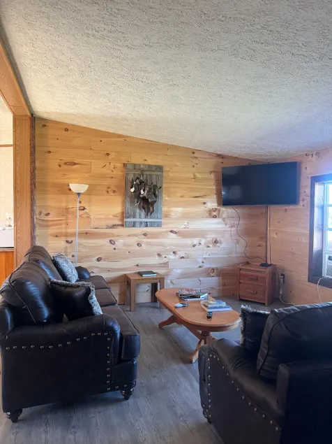 Little Lodge In Rensselaer Falls - Image 1