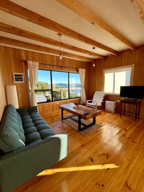 Ocean view, terrace and palafitos. - Image 1