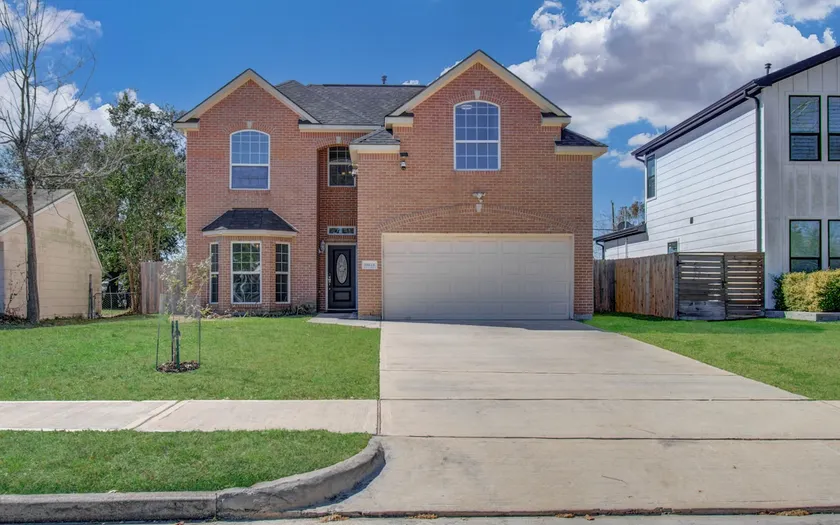 House on Bassoon - Image 1