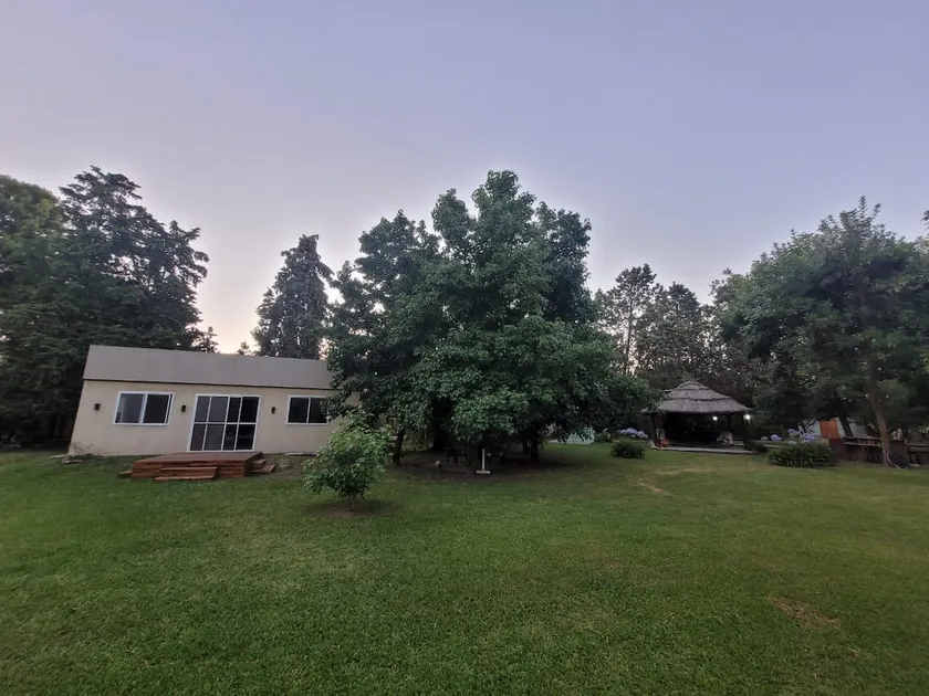 Country house with a kitchen and grill - Image 1