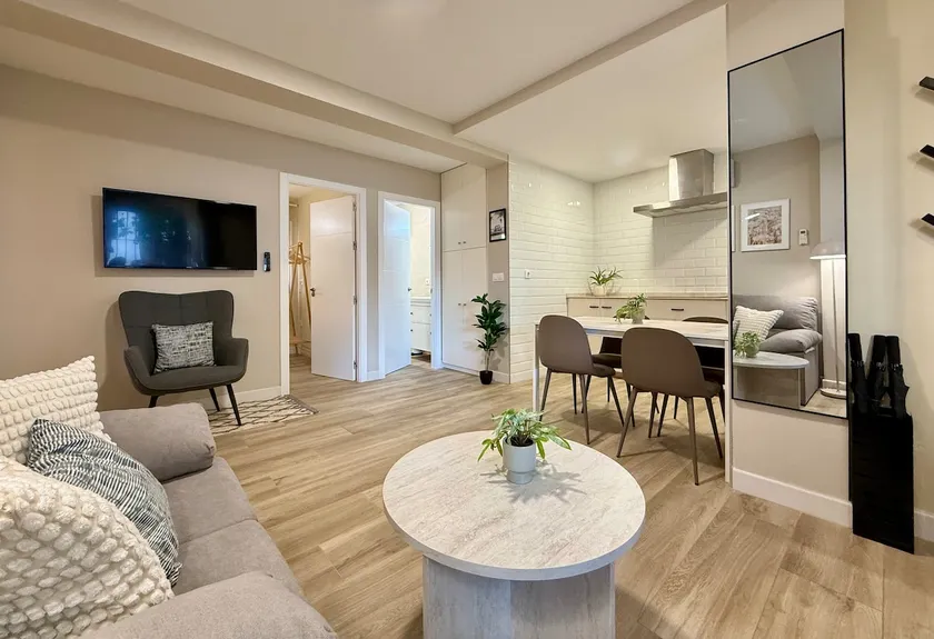 Nervion Apartments Sevilla - Image 1