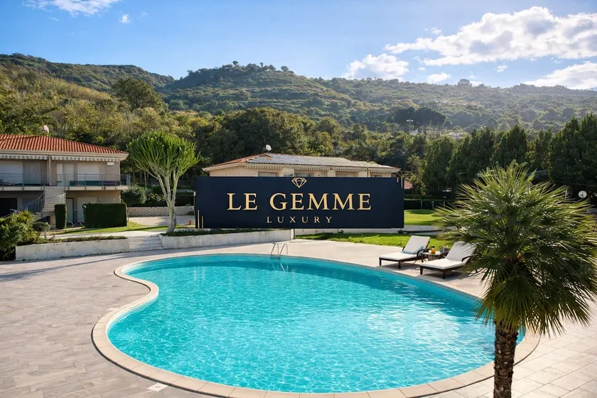 The Gem Luxury Suite - Image 1
