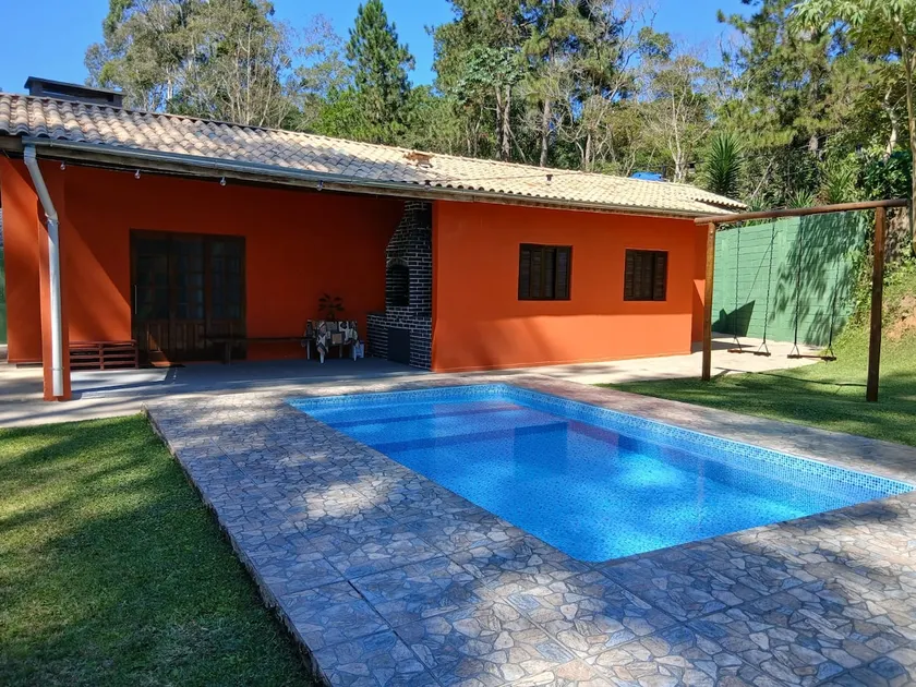 Cantinho da Serra Farm – Swimming pool and tranquility - Image 1