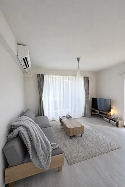 Spacious 2BR｜6 Guests｜Easy Access to Shinjuku - Image 1