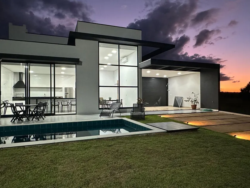 New house in Riviera de Santa Cristina V - Image 1