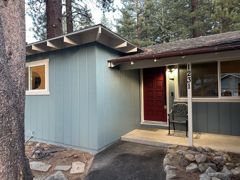 True Gem,4 bd/2 bath 8 adults 3 kids beach/ski/fun - Image 1