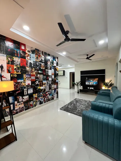 2BHK Near ISB | DLF, AIG, Wipro & US Consulate - Image 1