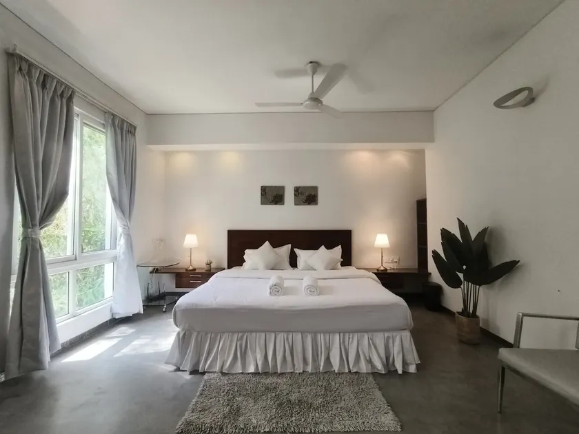 Urban Opulence - Luxurious AC King Studio (9026) - Image 1