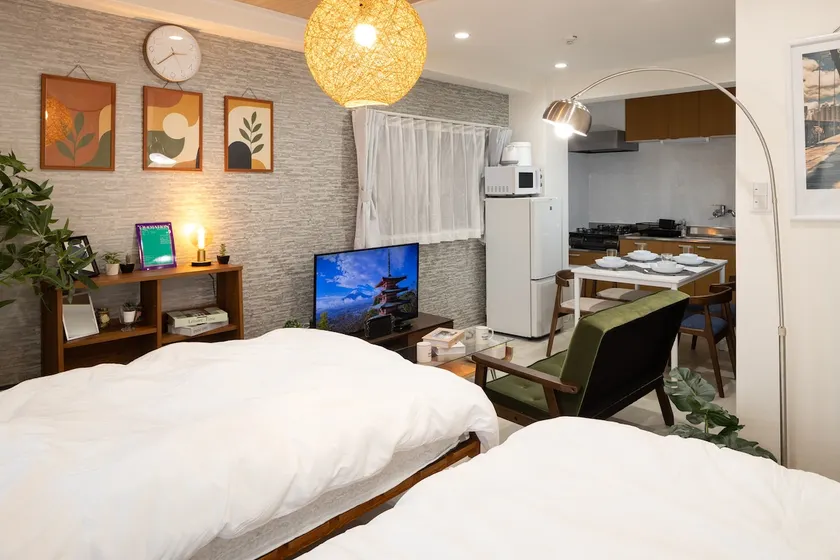 8 min walk from Aeon Mall Okayama/Switch 2/Free parking/Within walking distance of Okayama Station/Private rental/Maximum 6 people/Great location - Image 1