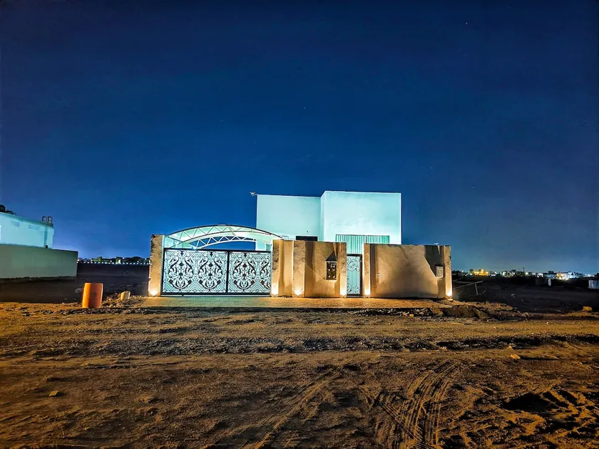 Al manama villa 2 - Image 1