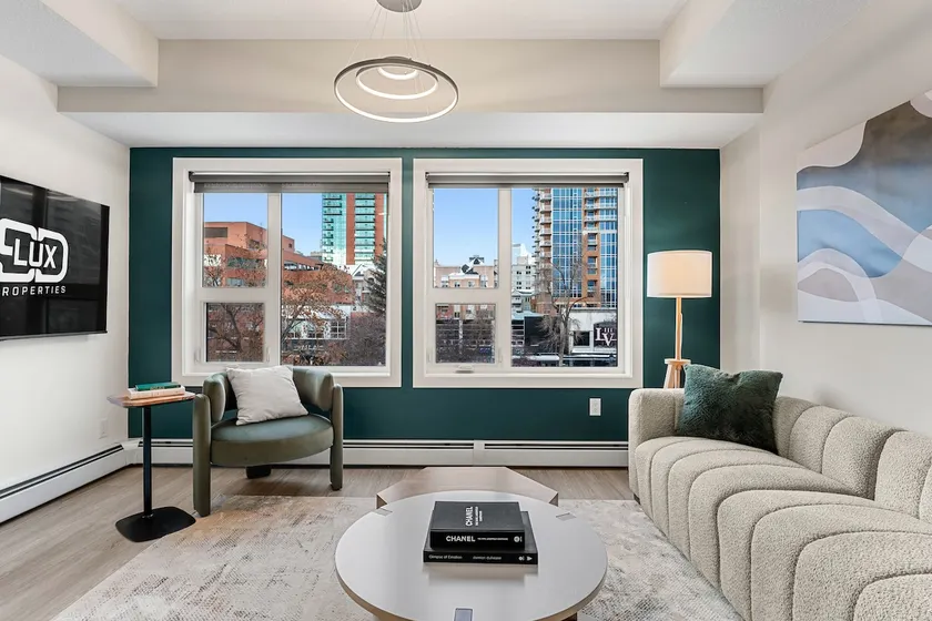 Camel & Clay suite • City Views • 17 Ave District - Image 1
