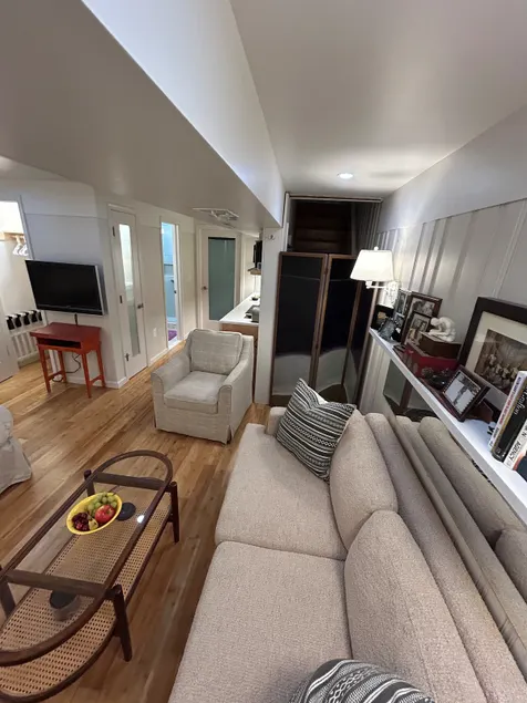 Private Basement Studio | Pet-Friendly Yard - Image 1