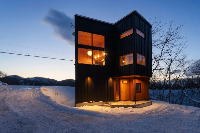 Shred Trees Lodge Niseko - Image 1