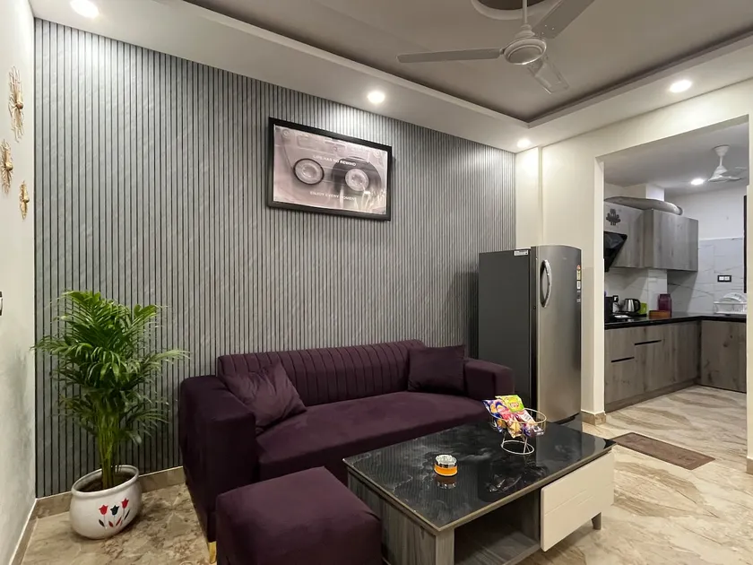 45Boulevard 3-Entire, Furnished 2BHK Flat in Sec45 - Image 1