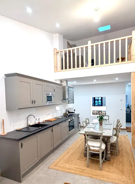 La Maison du Lierre | Signature 3-Suite House - Image 1