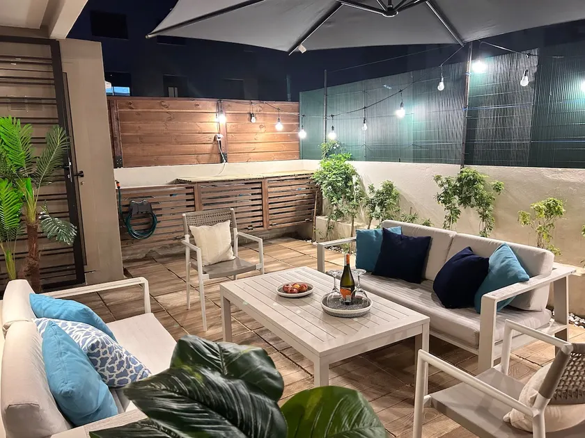 Modern Luxury Apartment in La Marsa, Tunisia - Perfect Getaway - Image 1