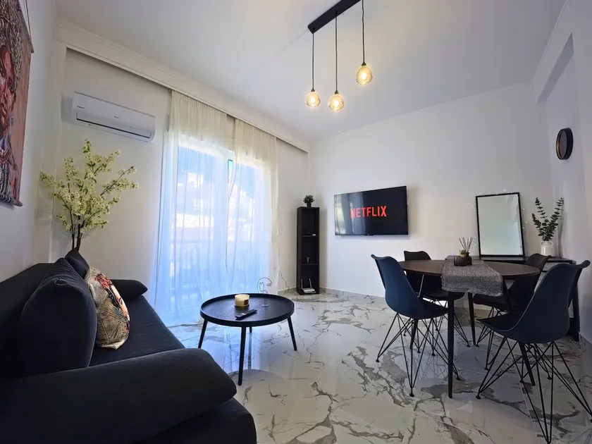 Estell Luxury Living - Image 1
