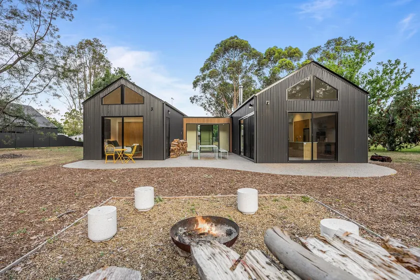 Halls Gap Base Camp - Image 1
