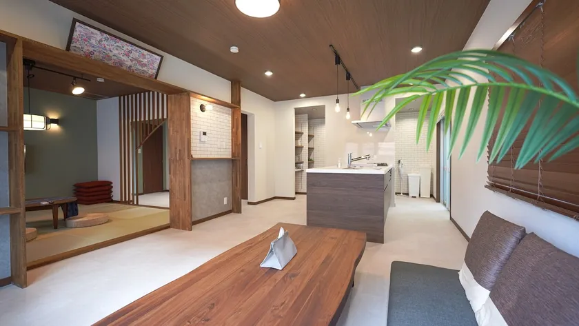 [Experience the fusion of Okinawa and America] 2-minute walk to Miyagi Beach, 5-minute drive to American Village, 40 minutes to the airport - Image 1