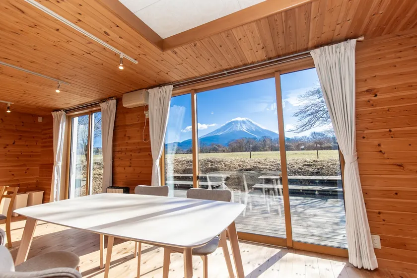 Exclusive rental with a view of Mt. Fuji | Warm wood, living room with a view | 96㎡ | Maximum 10 guests - Image 1