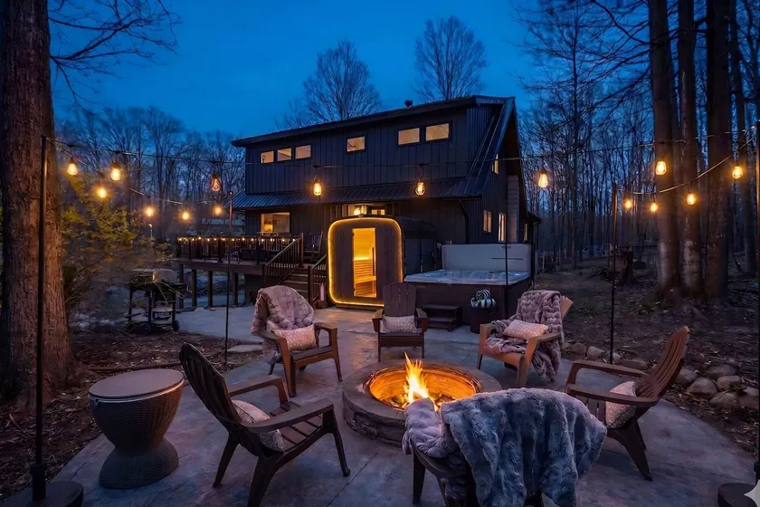 Family Retreat · HotTub · Sauna · Bunk & Kids Room - Image 1