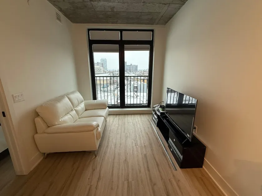 1 bedroom unit studio style in heart of Westboro - Image 1