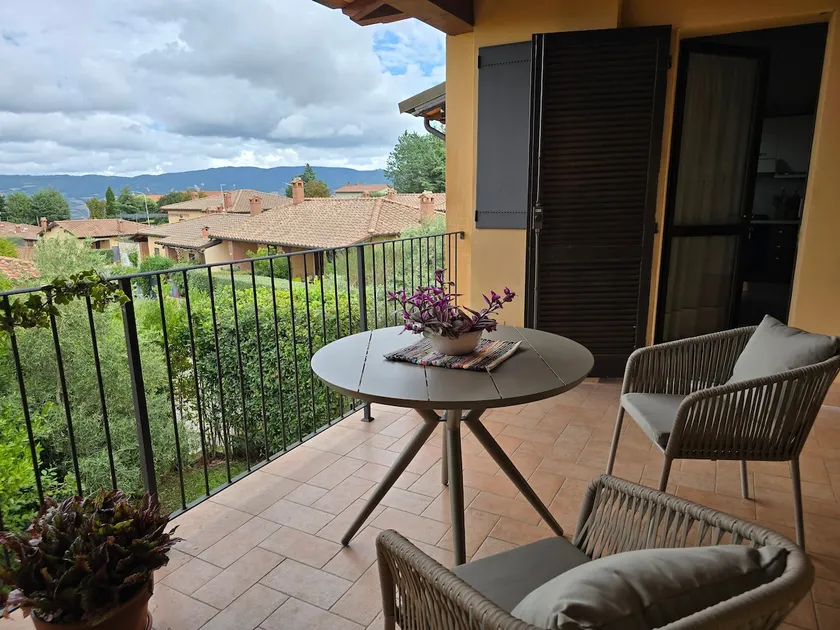 Terrace overlooking the Val d'Orcia - Image 1