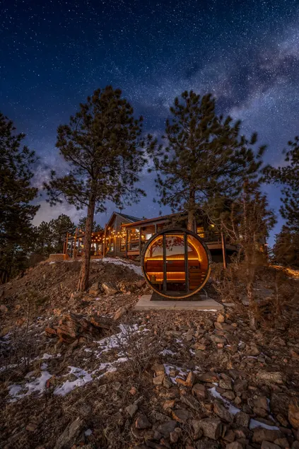 Mockingbird Lodge-Views | Sauna | Hot tub | Arcade - Image 1