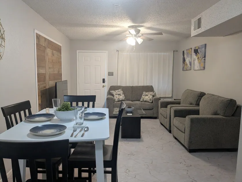 Brand new, safe 2 bedroom. - Image 1