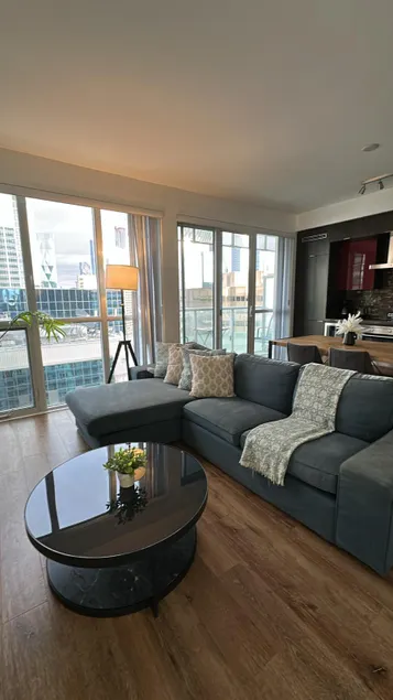 Unit For 4 By The Core With 3 Beds - Image 1